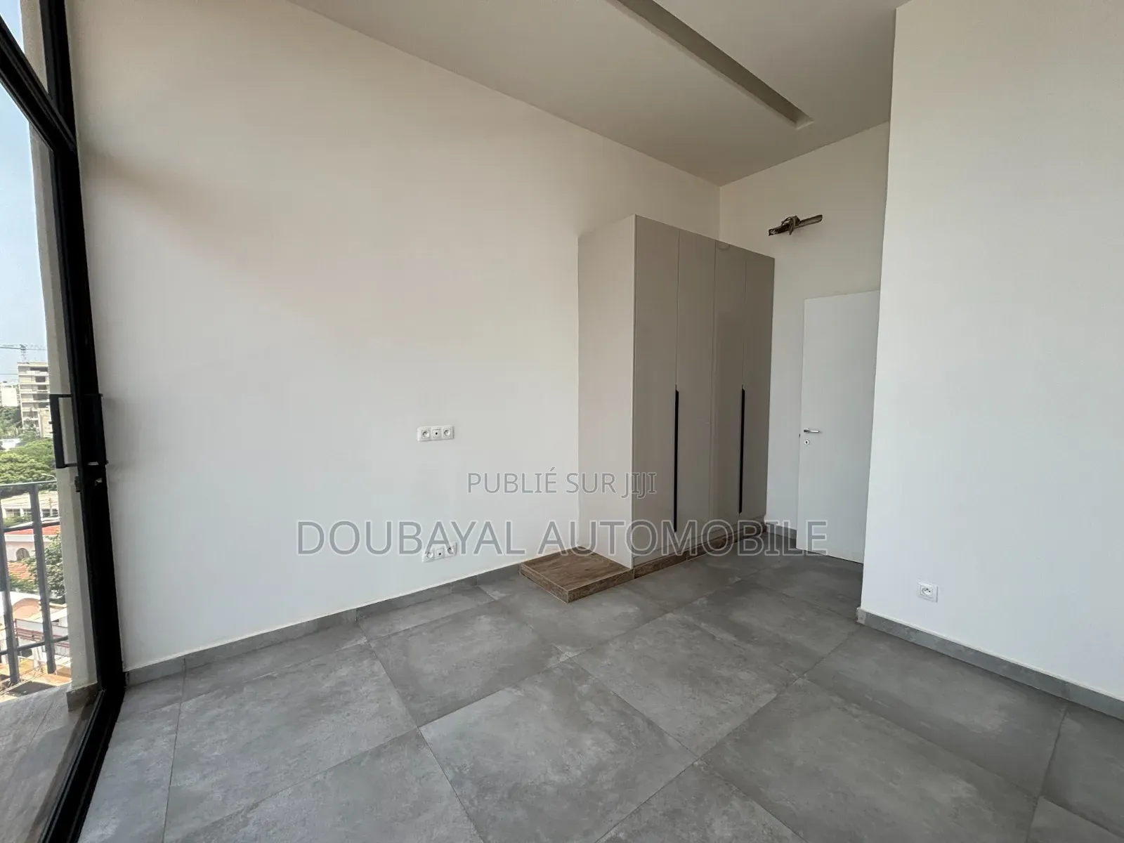 3chbre Appartement dans Oukam Aparament À, Ouakam à Louer