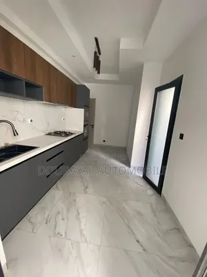 3chbre Appartement dans Almadis Apparemment, Mermoz Sacré-Cœur à Louer