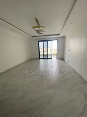 3chbre Appartement dans Almadis Apparemment, Mermoz Sacré-Cœur à Louer