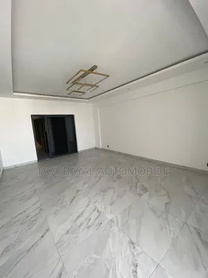 3chbre Appartement dans Almadis Apparemment, Mermoz Sacré-Cœur à Louer