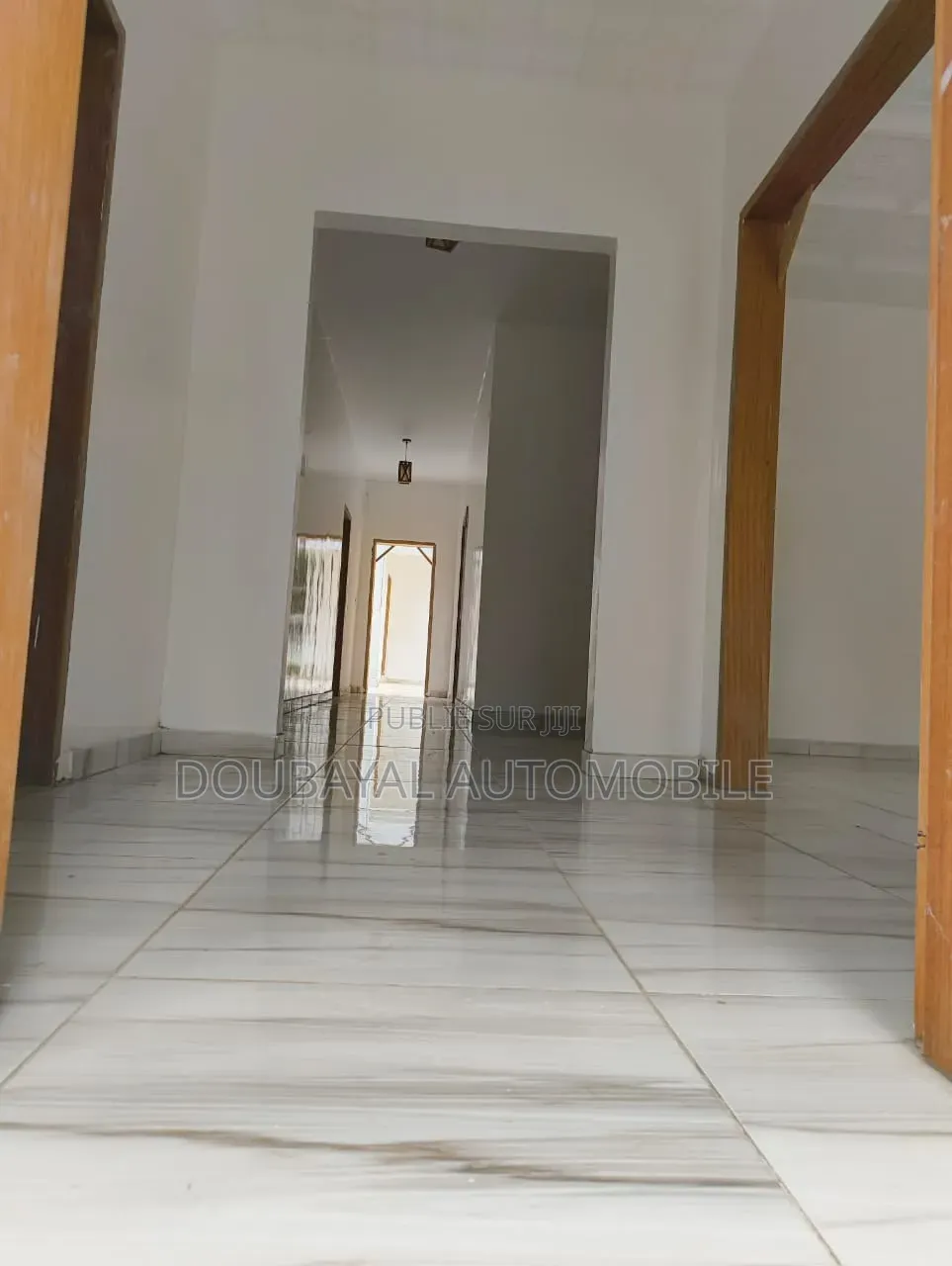 4chbre Villa dans Mermoz Villa À Louer à Louer