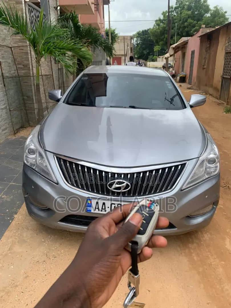 Hyundai Grandeur 2014 Gris