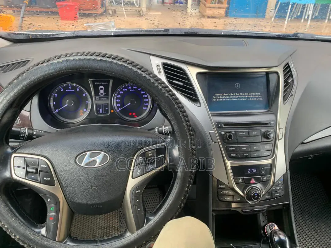 Hyundai Grandeur 2014 Gris