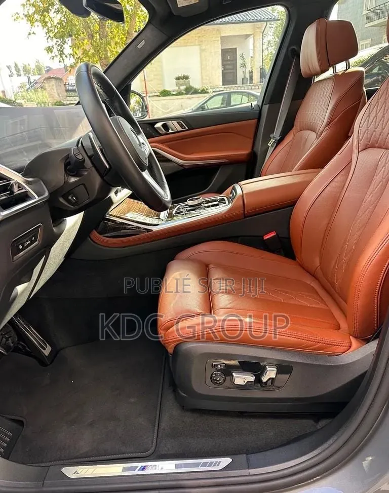 BMW X7 2024 Gris