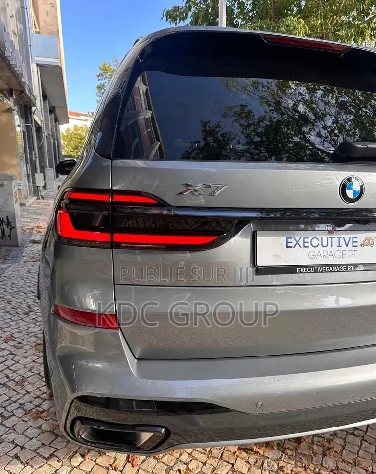 BMW X7 2024 Gris