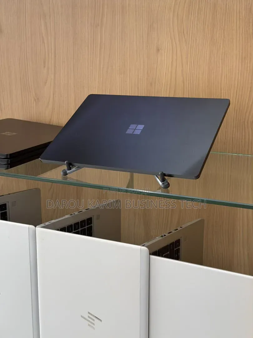 Nouveau Microsoft Surface Laptop 4 8GB Intel Core i5 SSD 256GB