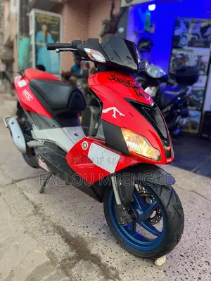 Aprilia SR 2024 Rouge