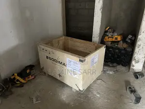 Lot De 10 Caisses Bois Export Sodimas - 90 000 Fcfa À Débattre - Dakar