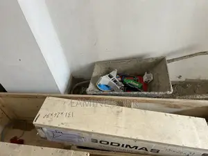 Lot De 10 Caisses Bois Export Sodimas - 90 000 Fcfa À Débattre - Dakar