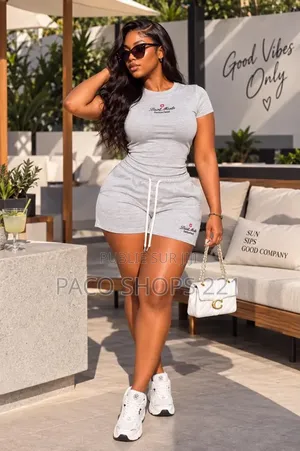 Ensemble Short Et T-Shirt Style Décontracté
