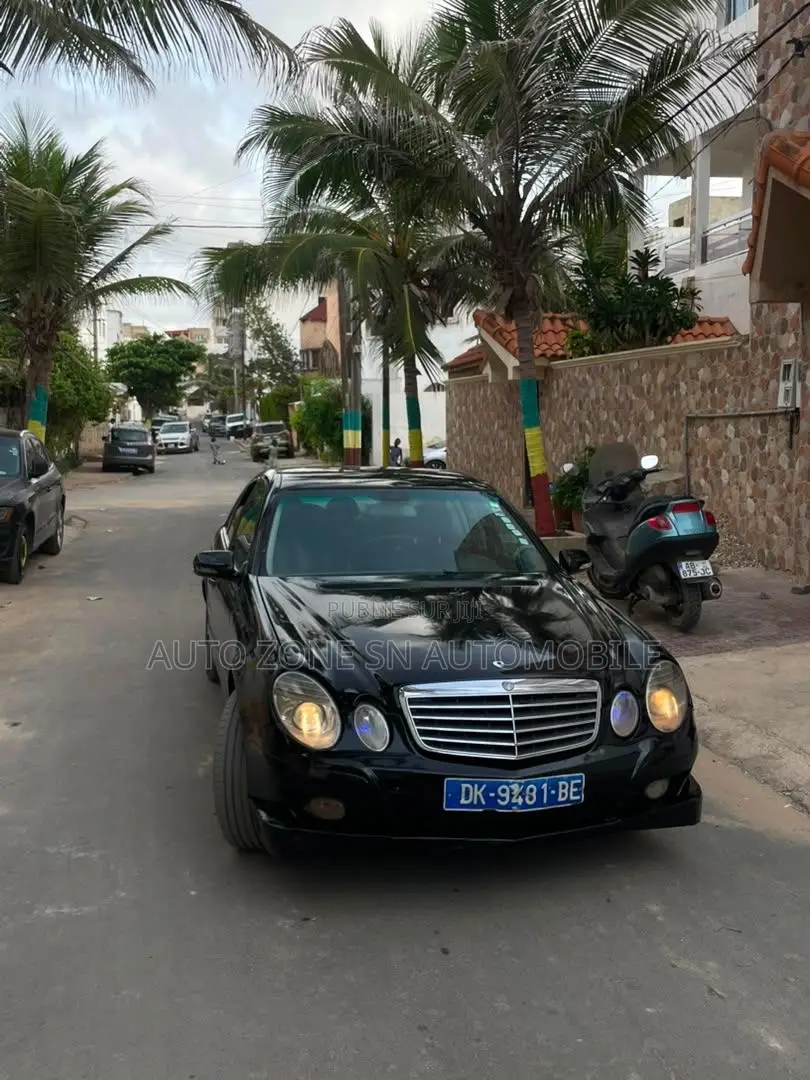 Mercedes-Benz E200 2010 Noir
