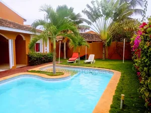 3chbre Villa dans Saly Villa À Vendre, Thiès Sud à Vendre