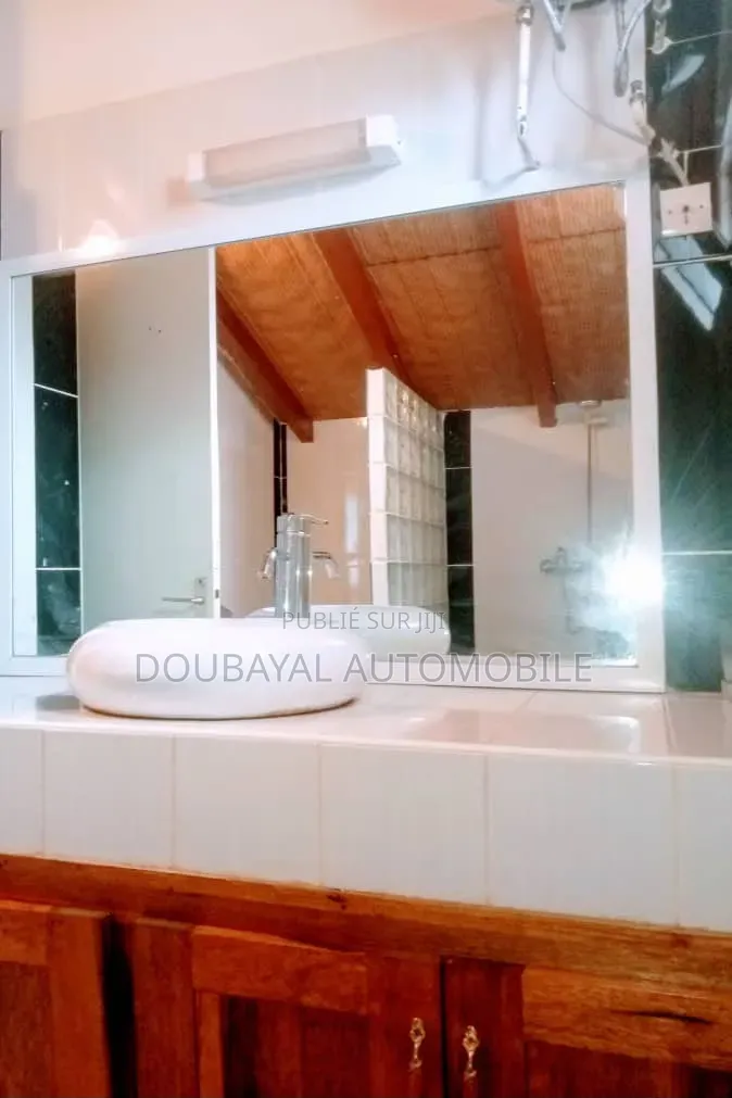 3chbre Villa dans Saly Villa À Vendre, Thiès Sud à Vendre