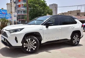 Toyota RAV4 2021 Blanc