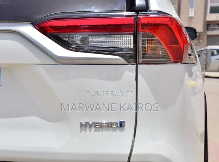 Toyota RAV4 2021 Blanc