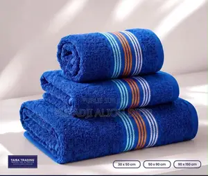 Ensemble De Serviettes 3 Pièces – À Vendre