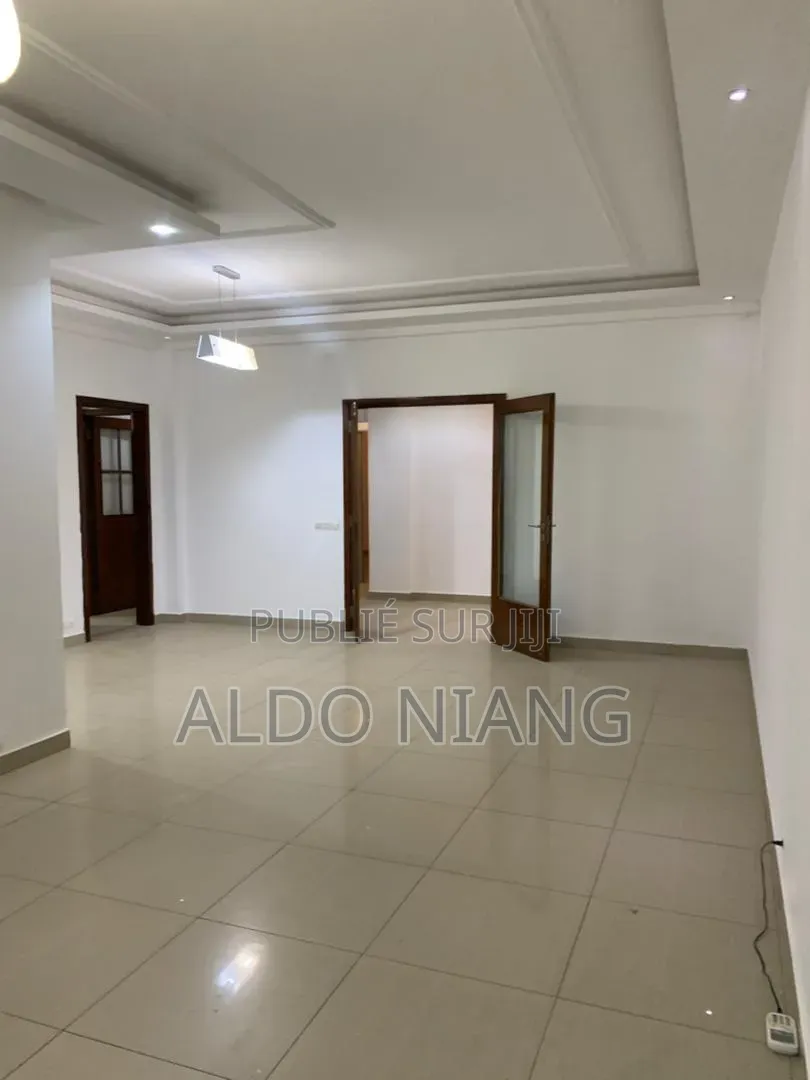 3chbre Appartement dans Limaldo Immo, Sicap-Liberté à Louer
