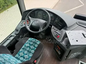 Autobus 2020 Rouge