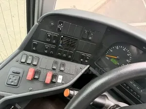 Autobus 2020 Rouge