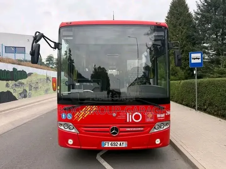 Autobus 2020 Rouge