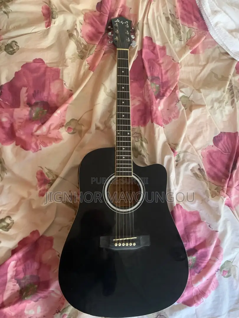 Guitar À Vendre