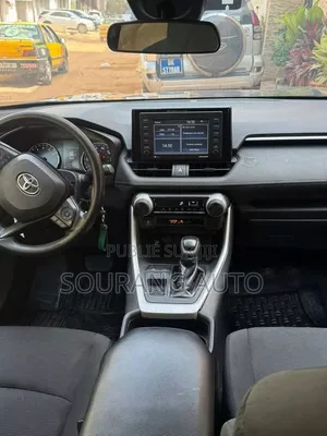 Toyota RAV4 LE AWD 2020 Gris