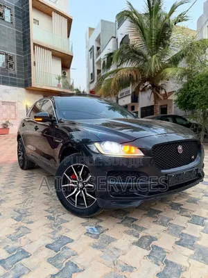 Jaguar F-Pace 2017 Noir