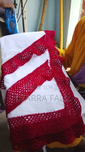 Vente De Draps, Rideaux Et Pagne