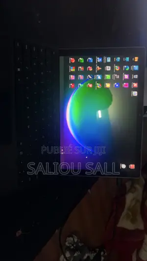 Nouveau Microsoft Surface Pro 7 8GB Intel Core i5 SSD 250GB
