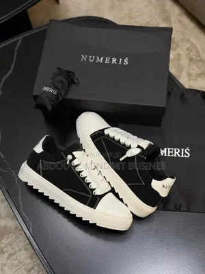 Numéris Men Black-White Disponible