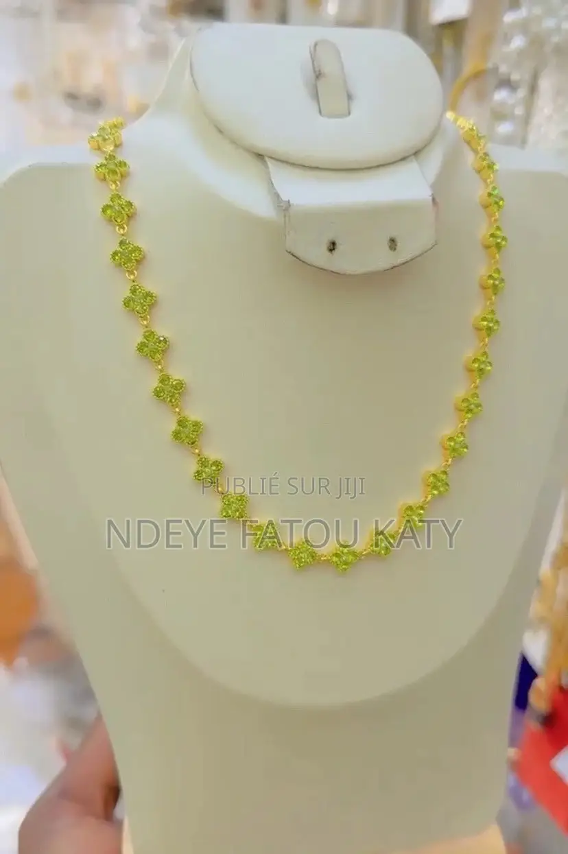 Collier Trèfles Émeraude Deukeu