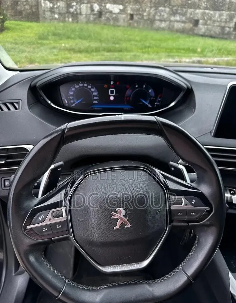 Peugeot 5008 2020 Noir