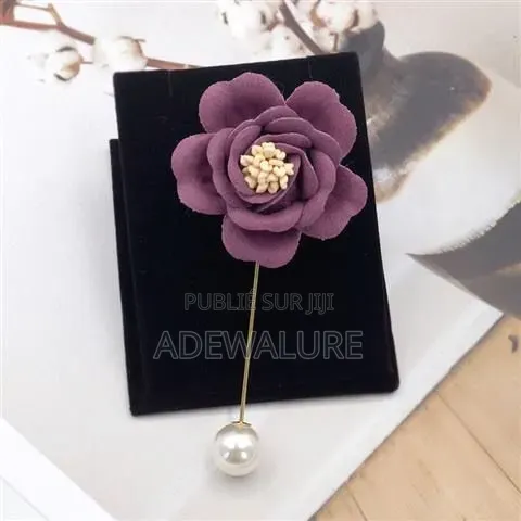 Unisex Broche