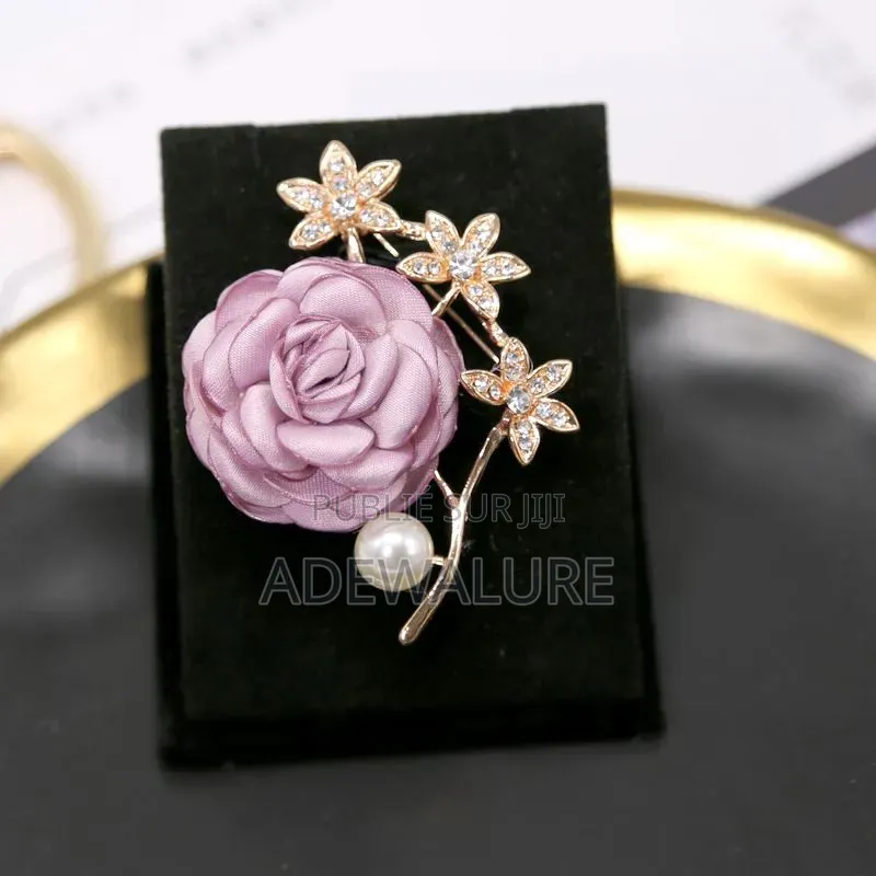 Unisex Broche