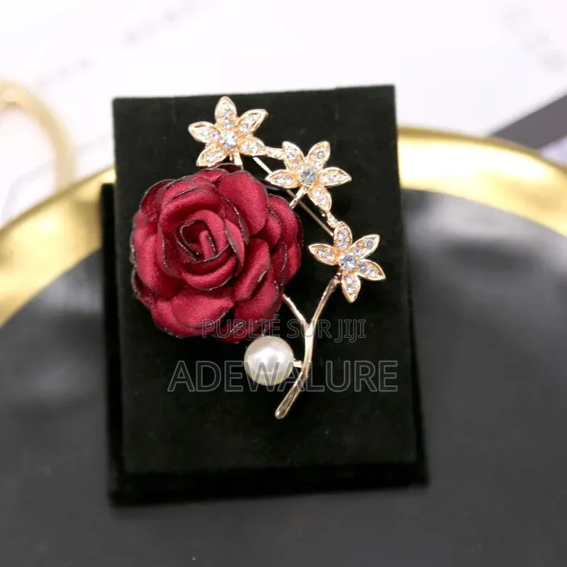 Unisex Broche