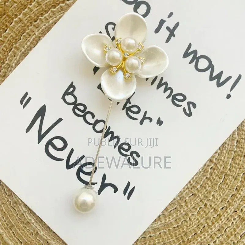 Unisex Broche