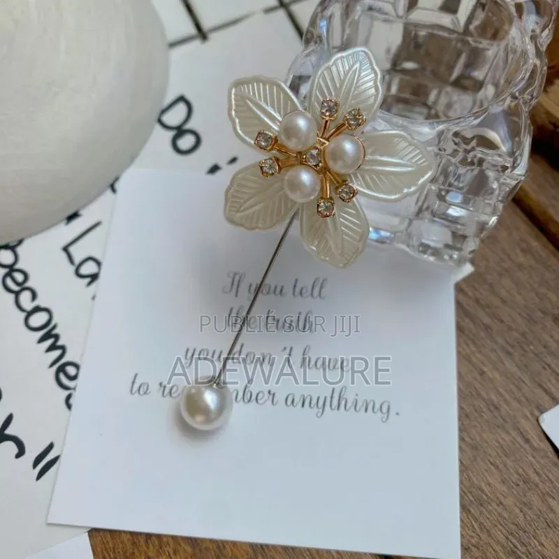 Unisex Broche