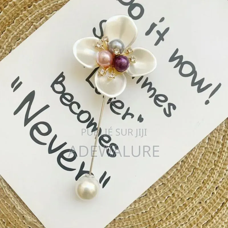 Unisex Broche