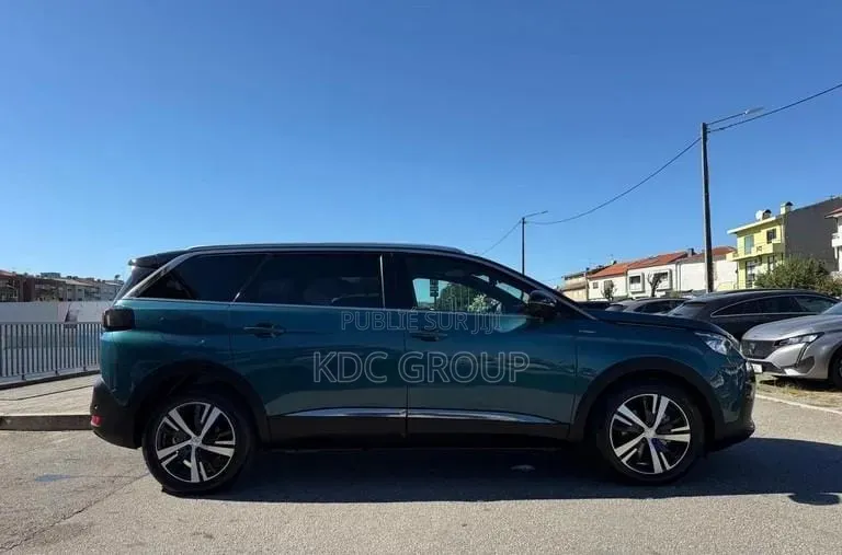 Peugeot 5008 2019 Vert