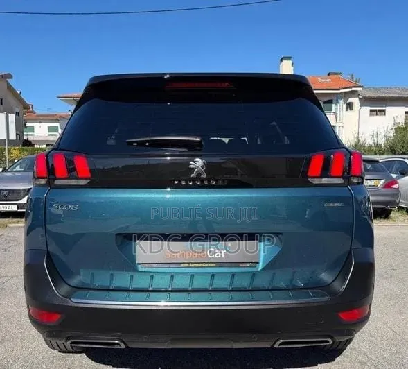 Peugeot 5008 2019 Vert