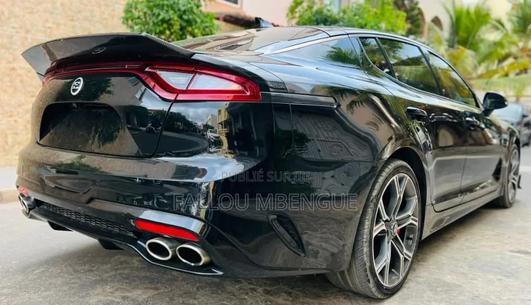 Kia Stinger 2018 Noir