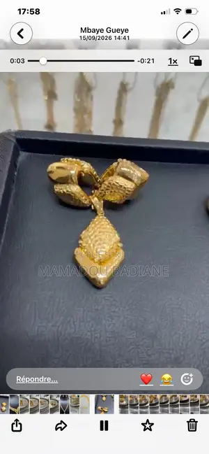 Boucle Et Pendentif or 21