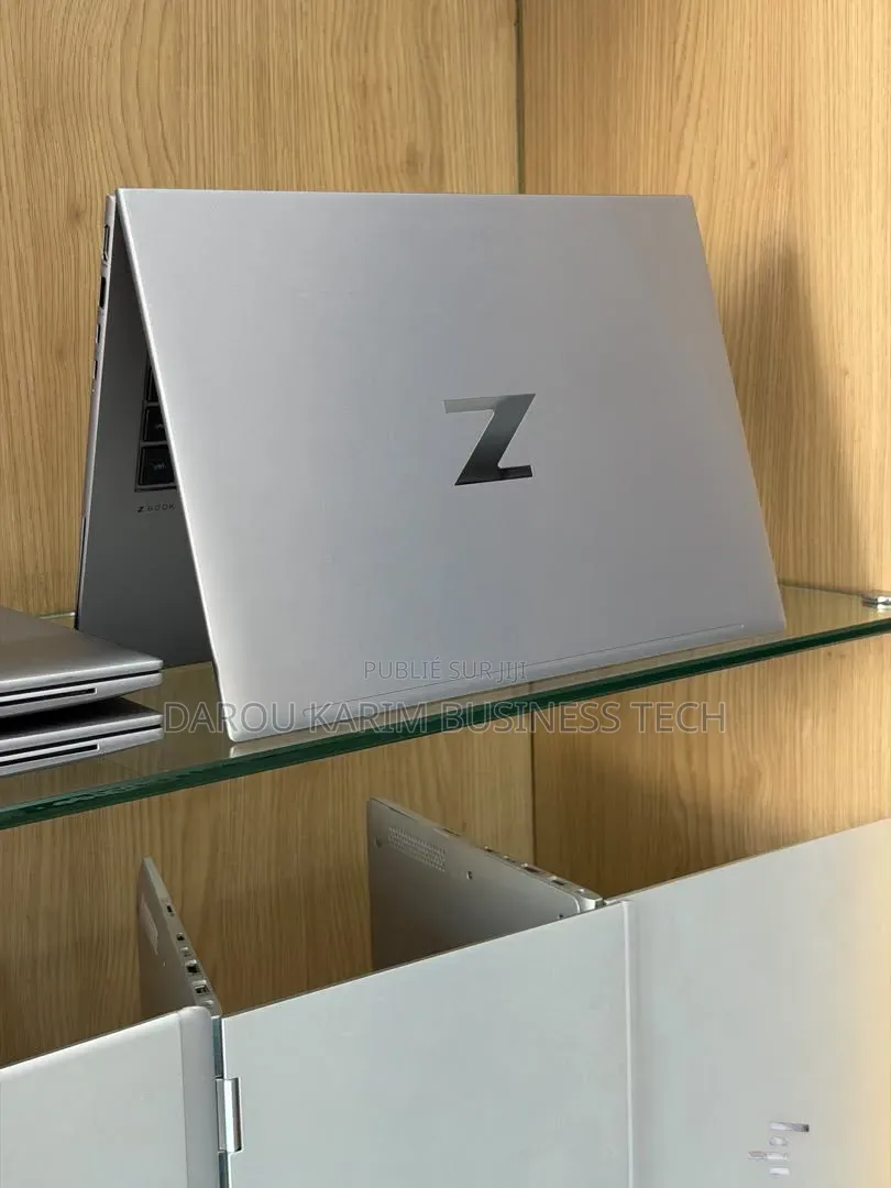Nouveau HP ZBook Firefly G9 16GB Intel Core i7 SSD 512GB
