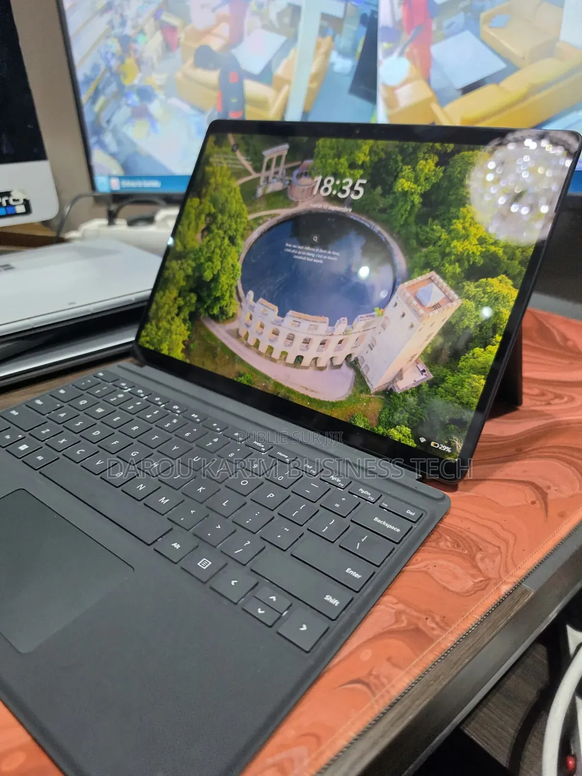 Nouveau Microsoft Surface Pro 9 16GB Intel Core i5 SSD 256GB