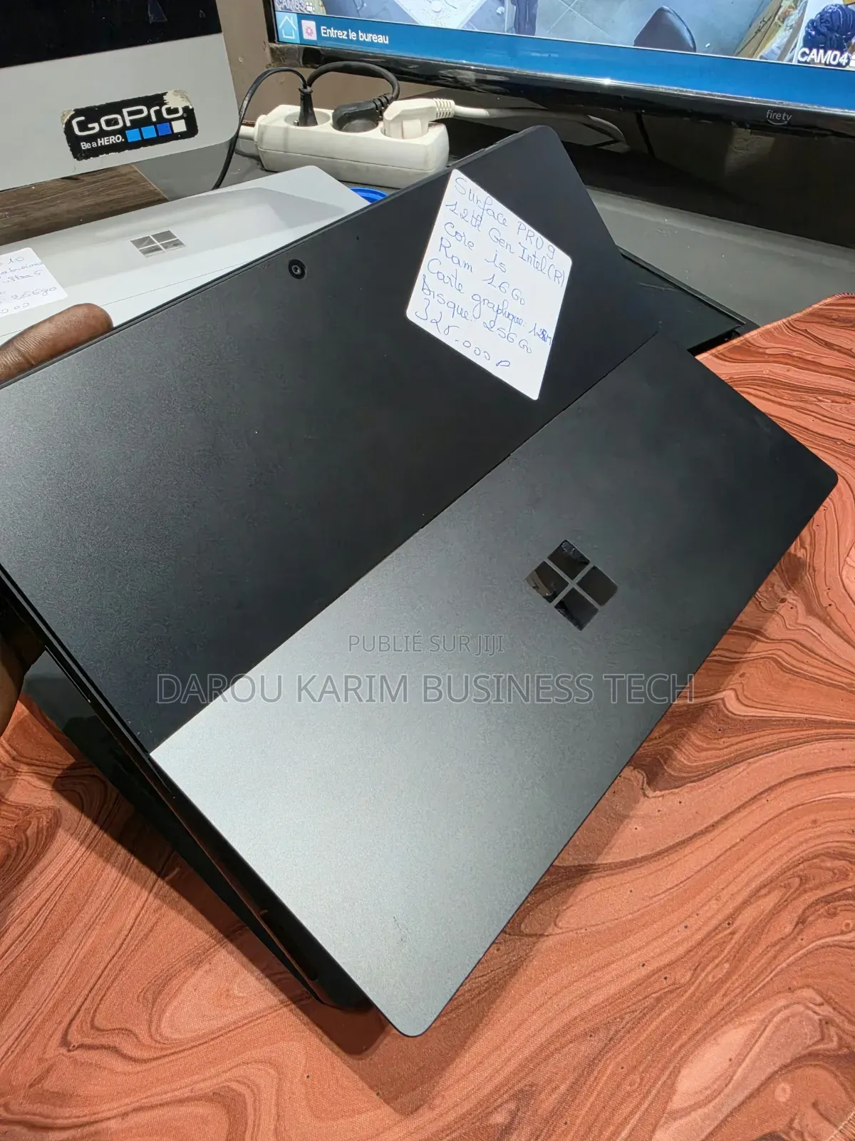 Nouveau Microsoft Surface Pro 9 16GB Intel Core i5 SSD 256GB