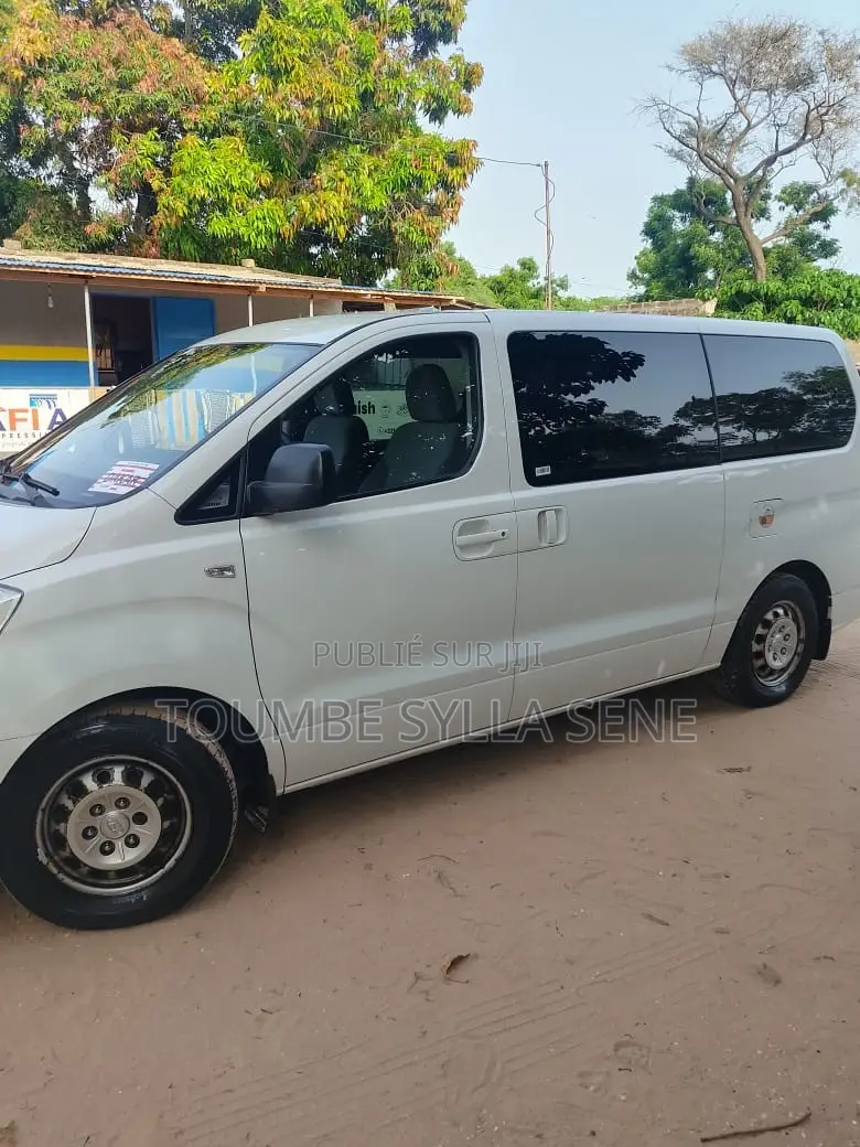 Hyundai H1 2017 Blanc