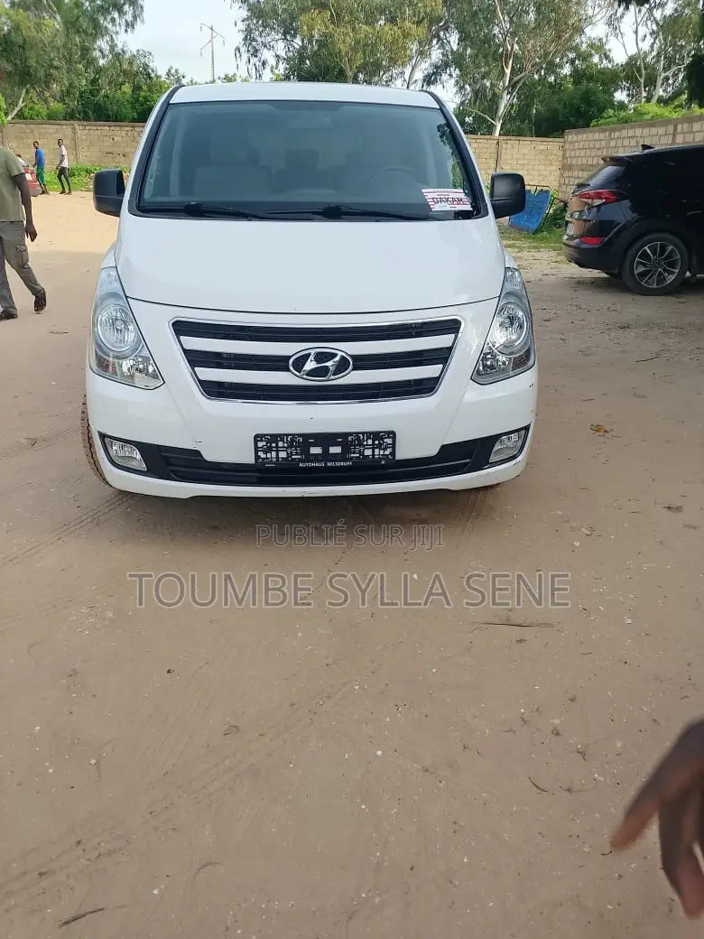Hyundai H1 2017 Blanc