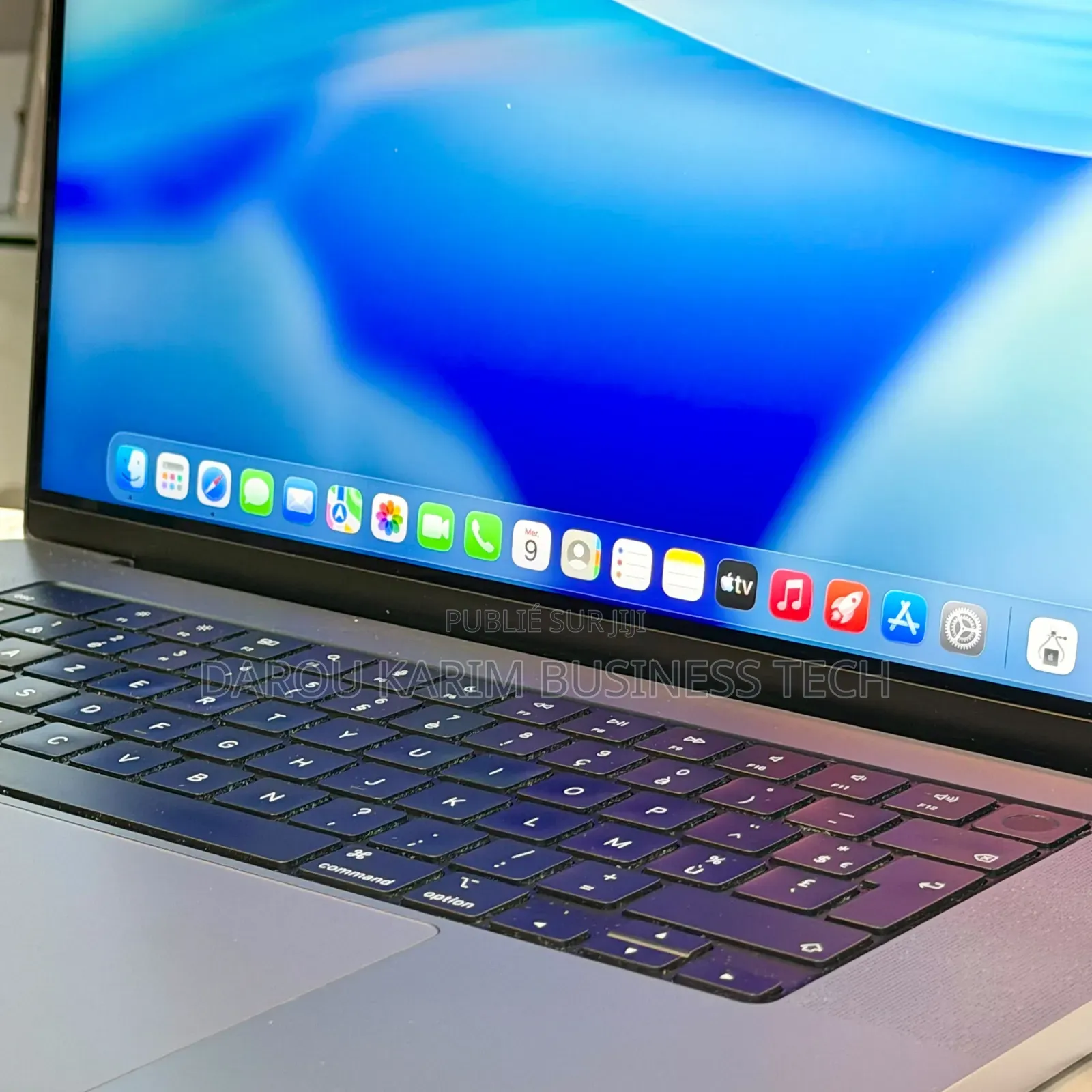 Nouveau Pomme MacBook Pro 2021 M1 16GB Apple M1 Pro SSD 512GB