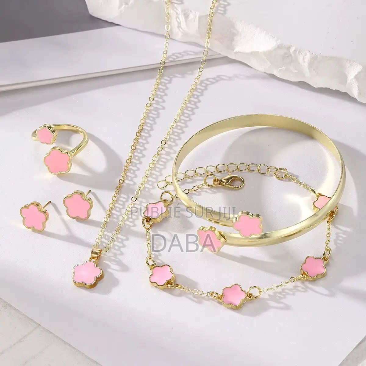 Ensembles Bracelets Collier Fétiche Bague Et Boucles D’oreilles 