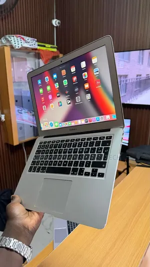 Ordinateur portable Pomme MacBook Air 2015 8GB Intel Core i7 SSD 512GB